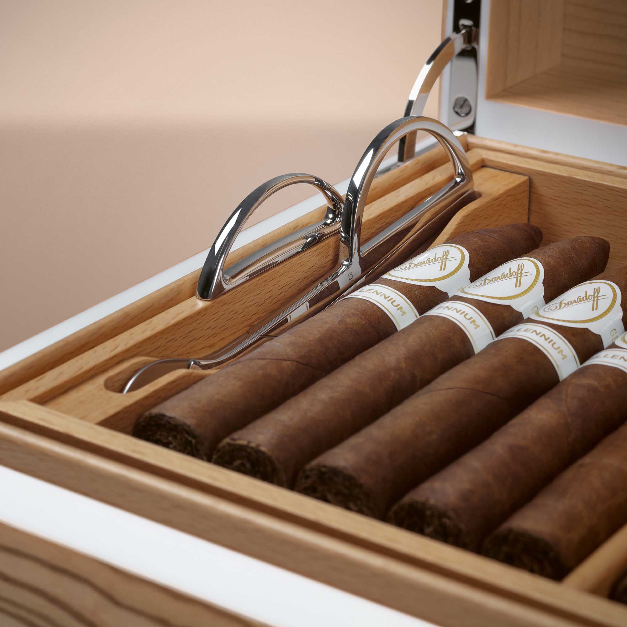 davidoff-ambassador-humidor-olivetree-12 Davidoff Humidor Ambassador Olivetree