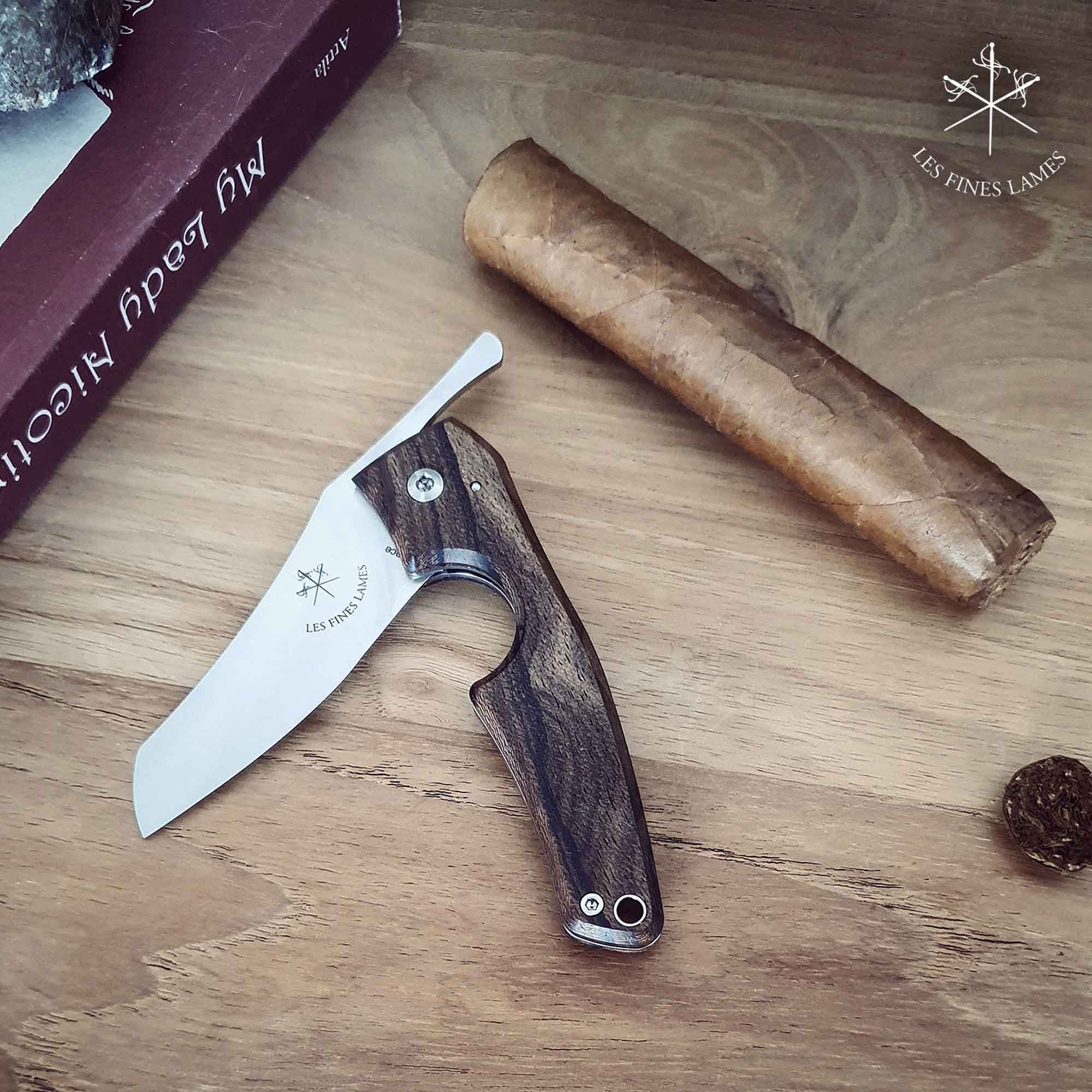 Les Fines Lames cigar knife Le Petit Compass Cuba Ziricote (CC0201038)
