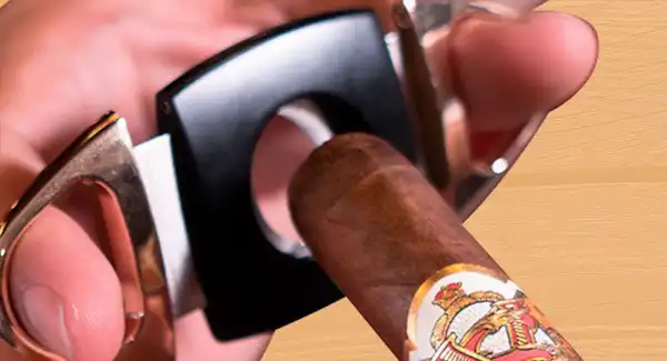 Cigar accessory Cigar accessory