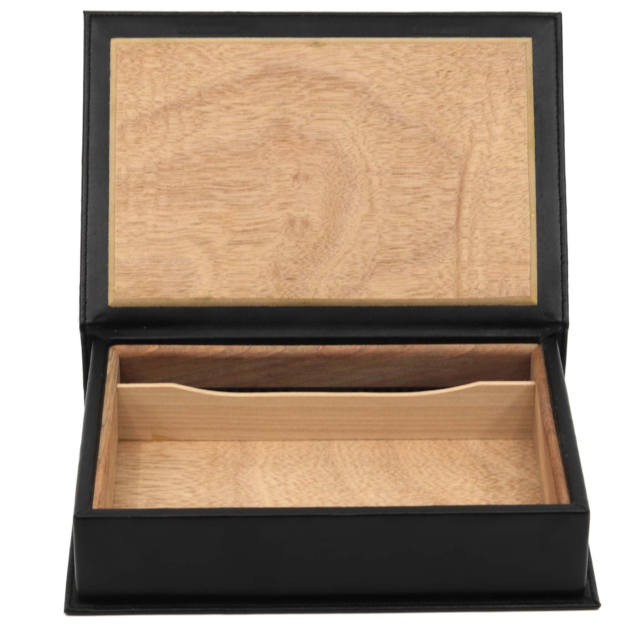 Humidor_03 Gilbert de Montsalvat Humidor de voyage "Livre