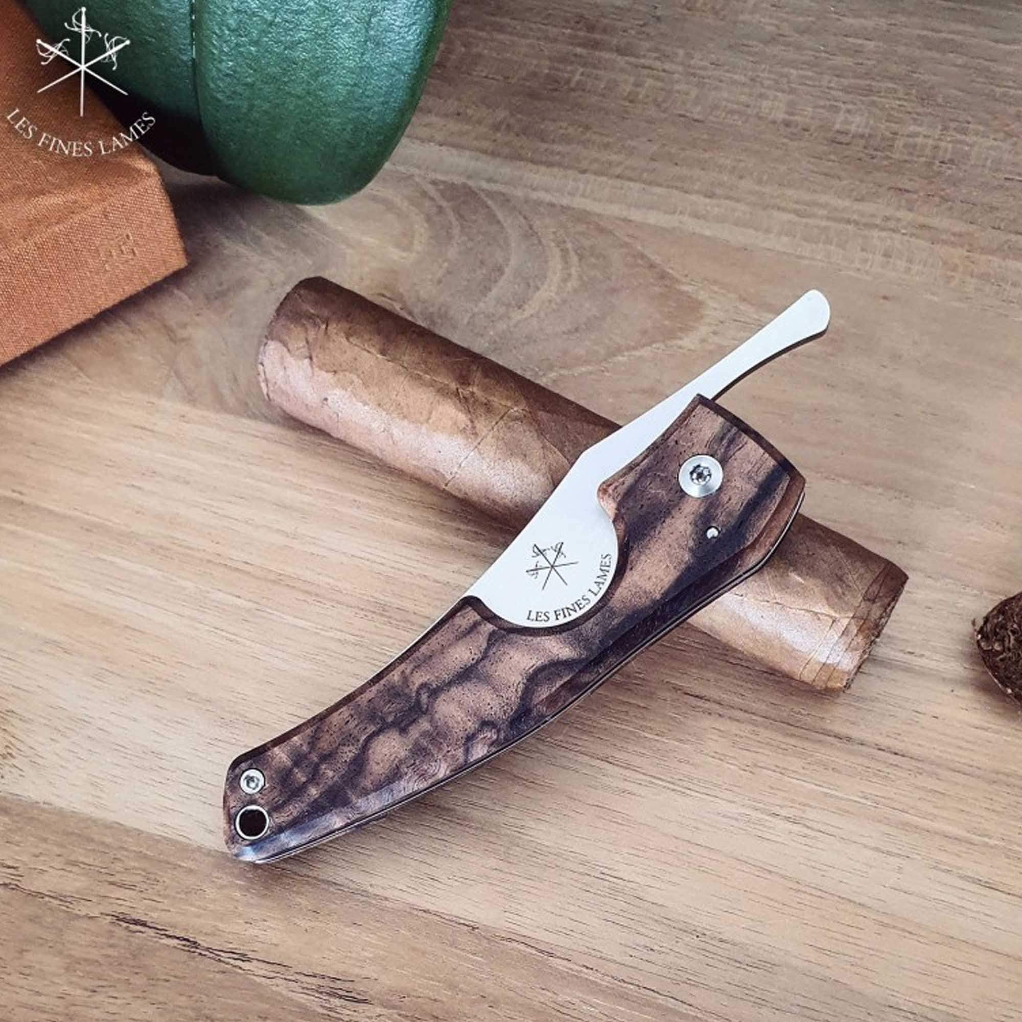 Coltello per sigari Les Fines Lames Le Petit Gunstock in radica di noce