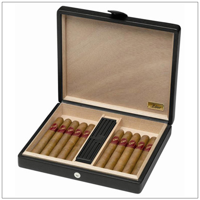 zino_reishumidor_pm_black_additional_image2 Humidor da viaggio Zino PM in pelle nera